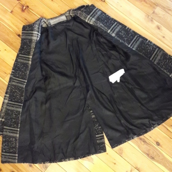 **SOLD** Zara Basic Wool Blend - Picture 4 of 6